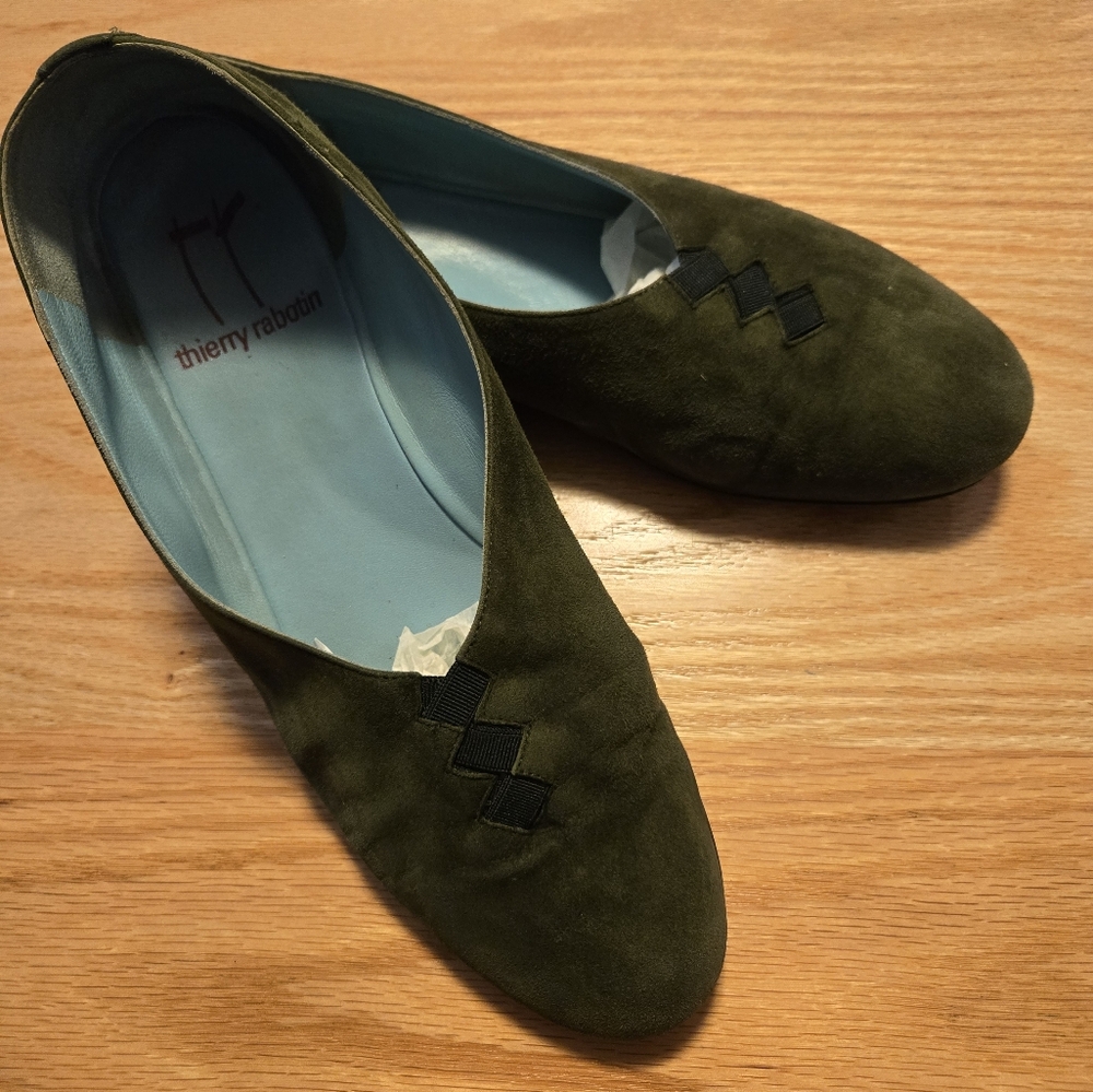 Thierry Rabotin Green Suede 'Grace' flats 39.5